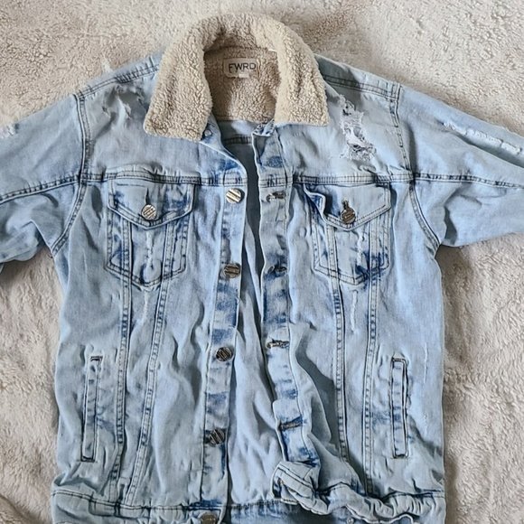 FWRD Distressed Denim Jean Jacket with Faux Shearling Sherpa Collar - Picture 1 of 4